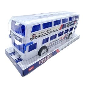 Rendőrségi busz platformon