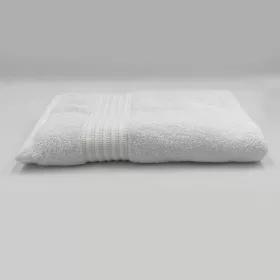   Fehér prémium szállodai minőségű törölköző 520GSM anyagból 70x140 cm