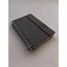   Keménytáblás notesz krémszínű lapokkal leszorító gumiszalaggal Purple Flowers 130x210mm, Presco