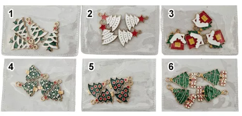 Karácsonyi medálok, kb. 1,5-2 x 1,5cm, 4 db/csomag, többféle változat